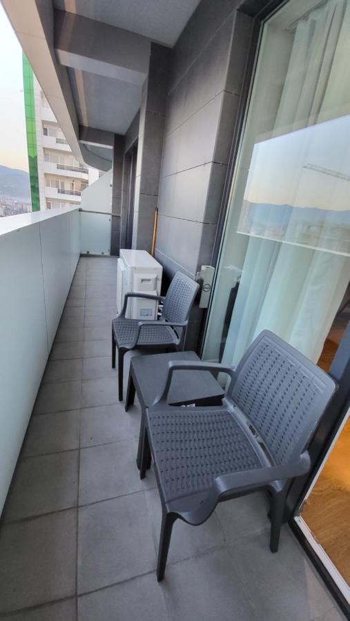 Black Sea Apartments Alliance Palace バトゥーミ エクステリア 写真