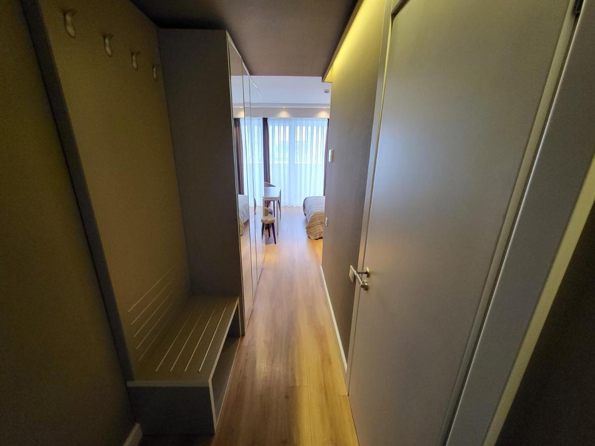 Black Sea Apartments Alliance Palace バトゥーミ エクステリア 写真