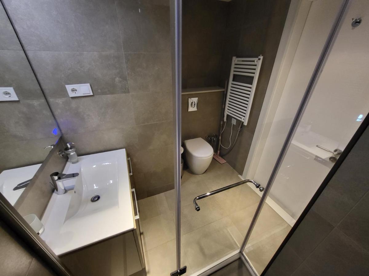 Black Sea Apartments Alliance Palace バトゥーミ エクステリア 写真