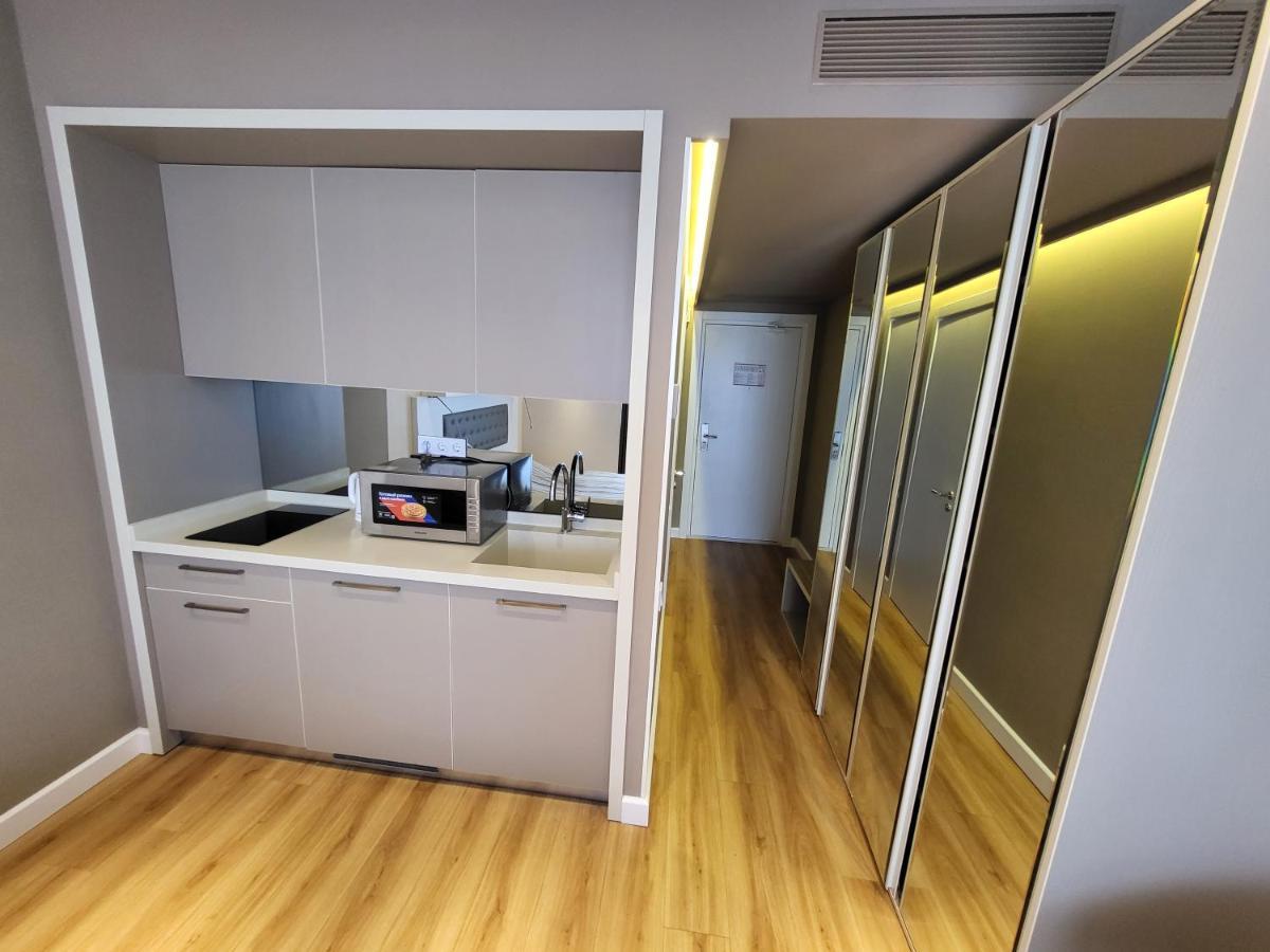 Black Sea Apartments Alliance Palace バトゥーミ エクステリア 写真